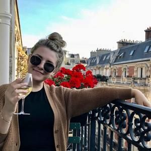 Meet your Posher, Danielle